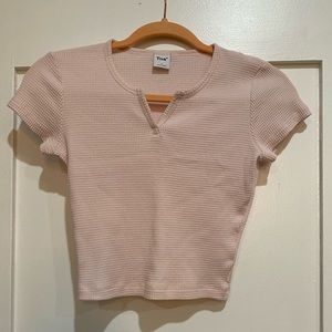 Aritzia tna waffle notch neck crop tee small